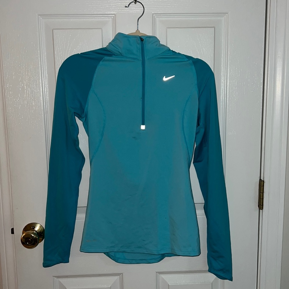 NWOT Nike quarter zip
